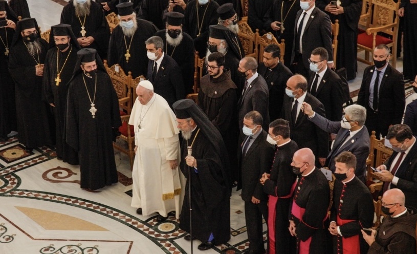 Dari migran ke ekumenisme, Paus merangkul kemanusiaan